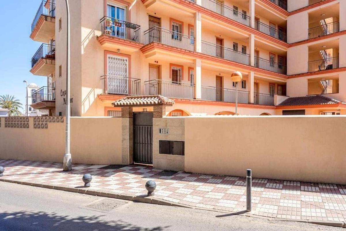 797 Holiday Rentals - Lujoso Apartamento En Arroyo Con Piscina Benalmadena Luaran gambar